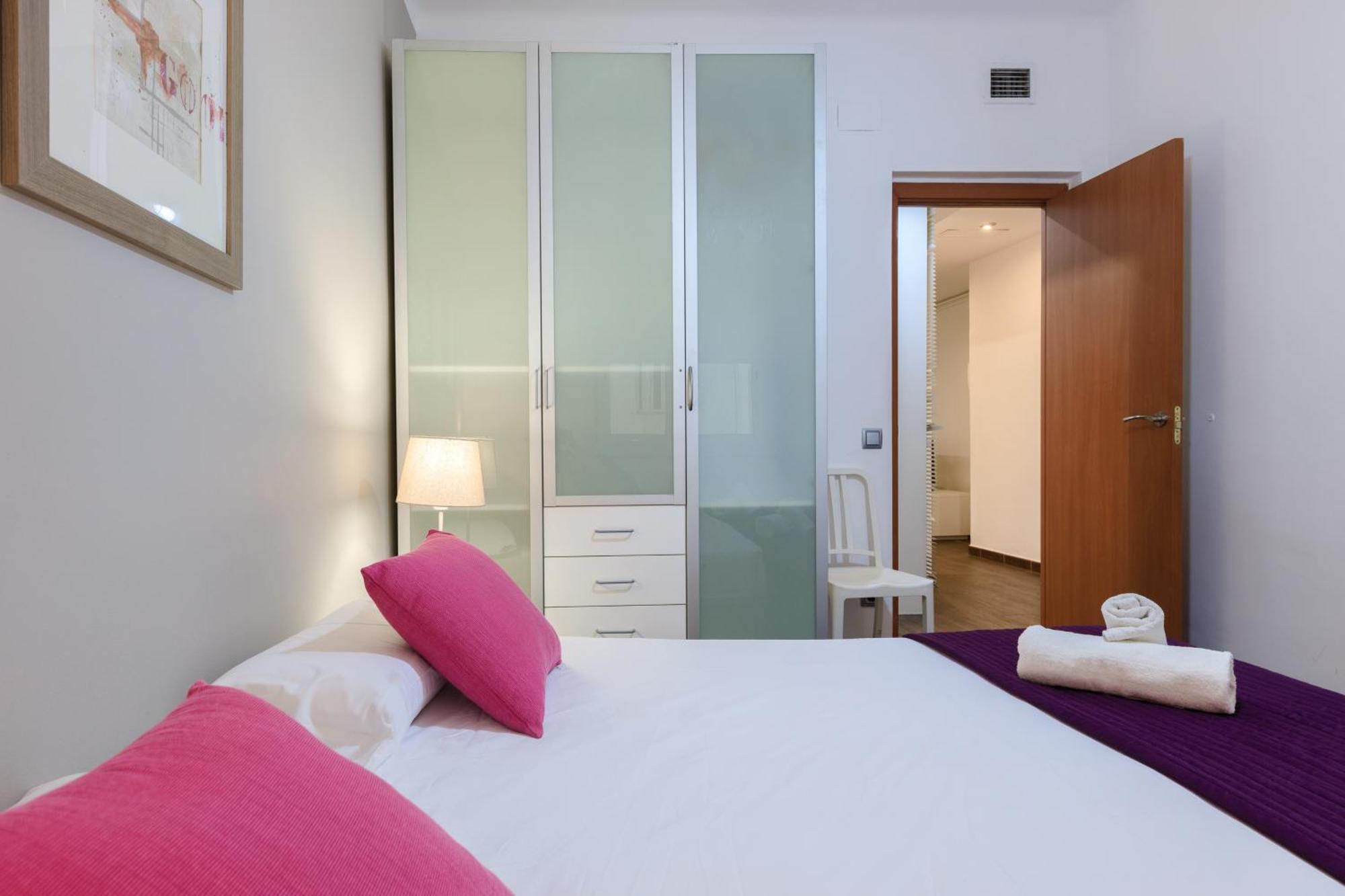 Housalia Corsega - Apartment 3 Bedrooms Next To Sagrada Familia Barcelona Exterior foto